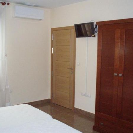 Hostal El Altozano Montánchez Dış mekan fotoğraf