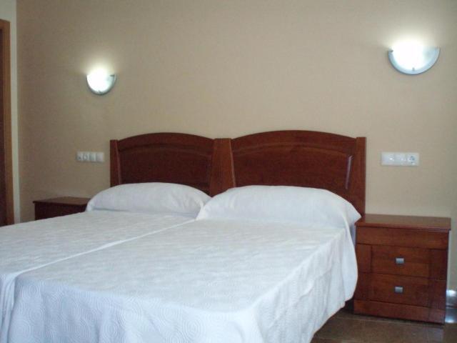 Hostal El Altozano Montánchez Dış mekan fotoğraf